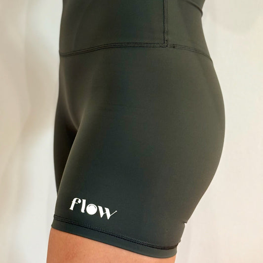 Biker Short Amanda (Verde Salvia)